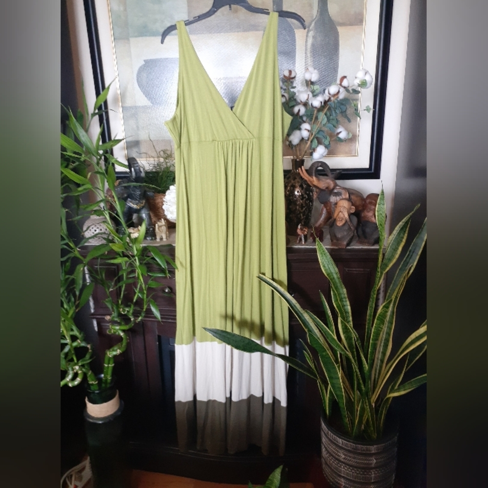 Maxi dress